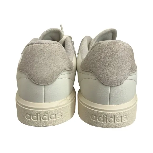 NWT Adidas Courtblock Sneakers White Gold Women’s Size 9.5