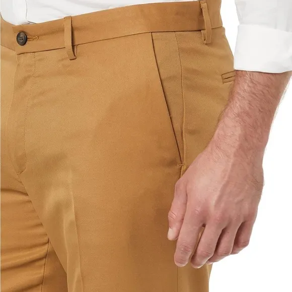 NWT Amazon Essentials Men's Slim-Fit Flat-Front Dress Pant