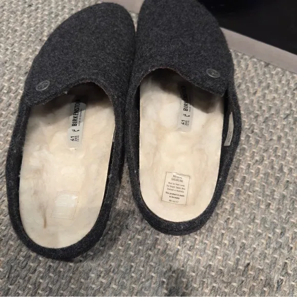 NWT - Birkenstock -Gray Slippers Size EU 41