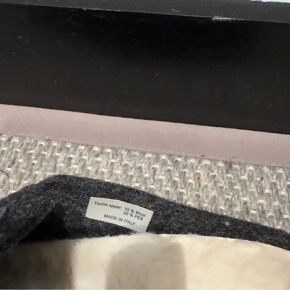 NWT - Birkenstock -Gray Slippers Size EU 41