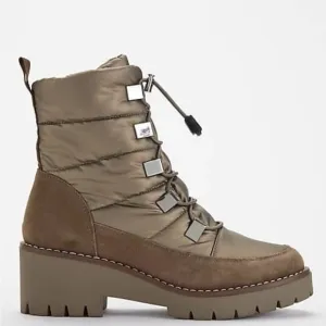 NWT Blondo Women’s Waterproof Daylord Taupe Boots Size 11.