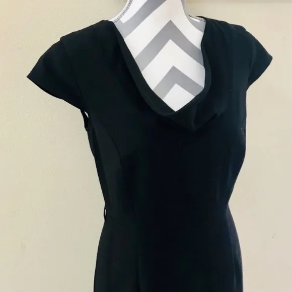 NWT CALVIN KLEIN Cowl Neck Cap Sleeve Shea…
