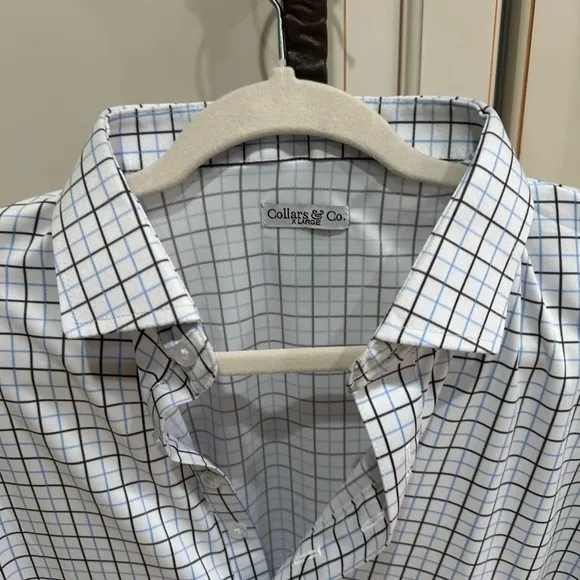 NWT COLLARS &amp; CO. Quattro Flex Short Sleeve Button Down Polo