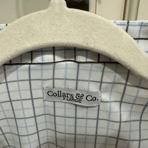 NWT COLLARS &amp; CO. Quattro Flex Short Sleeve Button Down Polo