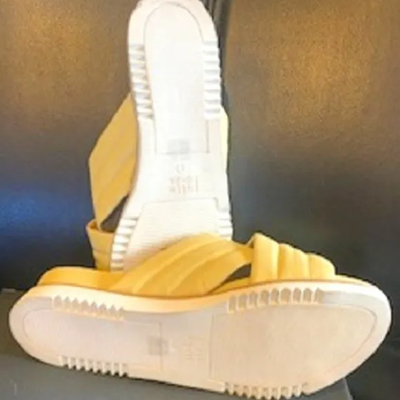 NWT Eileen Fisher Key Nappa Leather Slide Elevated Sandals Yellow Shoes Sz:9