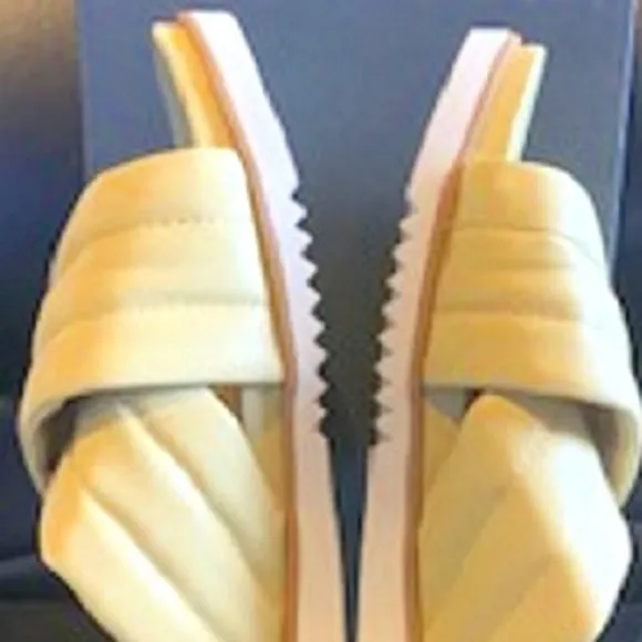 NWT Eileen Fisher Key Nappa Leather Slide Elevated Sandals Yellow Shoes Sz:9