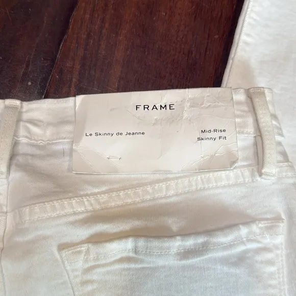 NWT Frame Mid Rise Le Skinny de Jeanne Jeans 31