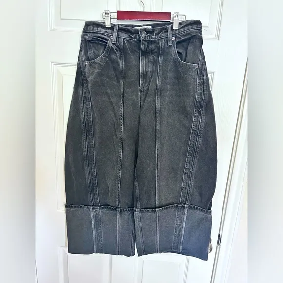 NWT Free People, We The Free Olsen Cuffed Crop Barrel Jeans, Multiple Sizes