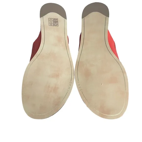 NWT IN BOX DKNY Daz Leather Heeled Flat Toe Slide Sandal (size 8.5)