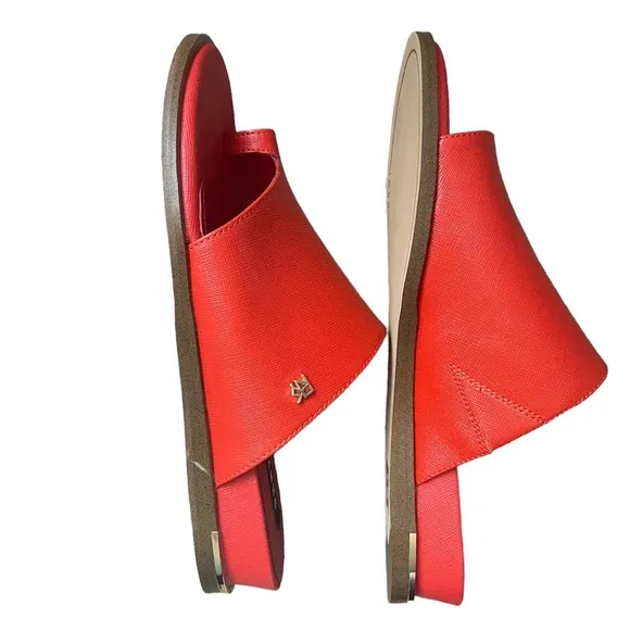 NWT IN BOX DKNY Daz Leather Heeled Flat Toe Slide Sandal (size 8.5)
