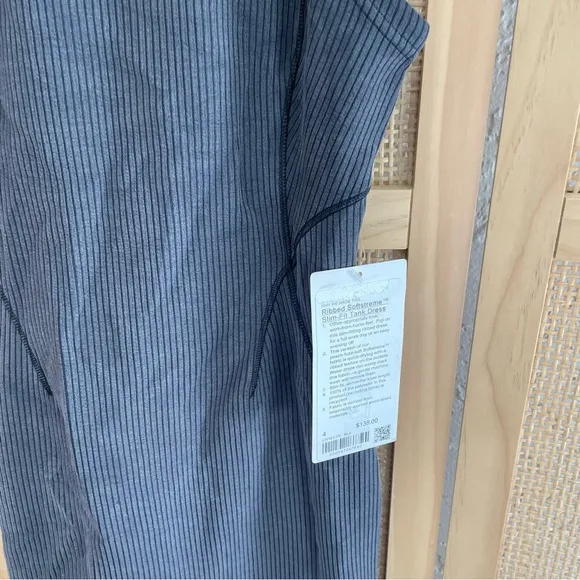 NWT LULULEMON RIBBED SOFTSTREME SLIM FIT TANK DRESS BLACK SIZE 4