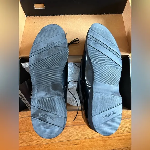 NWT! Men’s Thorogood patent uniform shoes