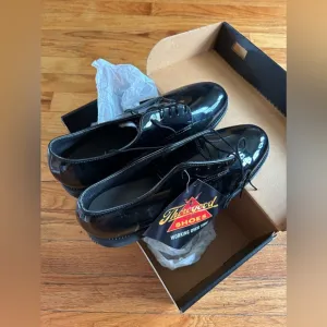 NWT! Men’s Thorogood patent uniform shoes