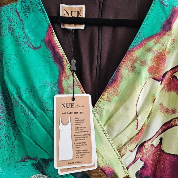 NWT Nue By Shani Green Print Slimming Compression Underlay Knee Length Dress 10
