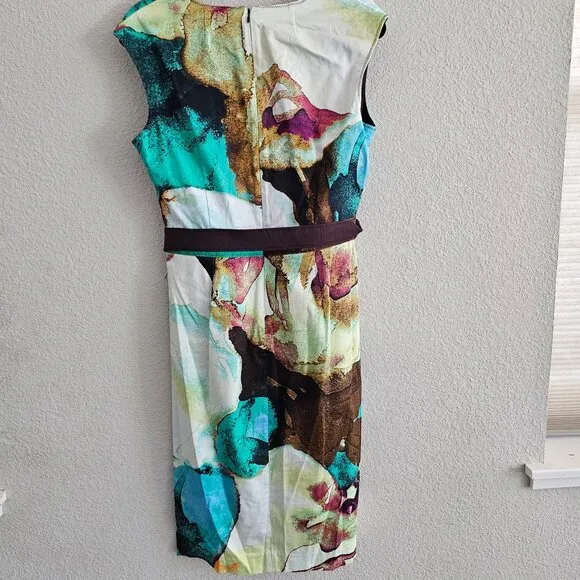 NWT Nue By Shani Green Print Slimming Compression Underlay Knee Length Dress 10