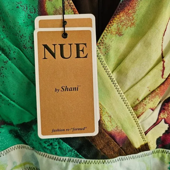 NWT Nue By Shani Green Print Slimming Compression Underlay Knee Length Dress 10