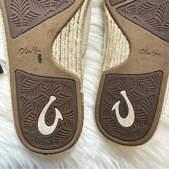 NWT Olukai Kaula Pa’a Kapa Beige Comfort Slip On Shoes Size 9.5