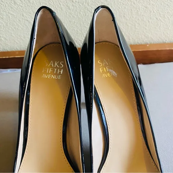 NWT SAKS FIFTH AVENUE SF Selena Patent Leather Stiletto Pumps Black Size 9