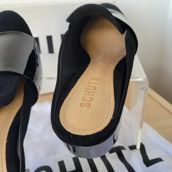 NWT - SCHUTZ Women’s Black Patent Suede Slide On Block Heel Mule (Size: 6½ B)