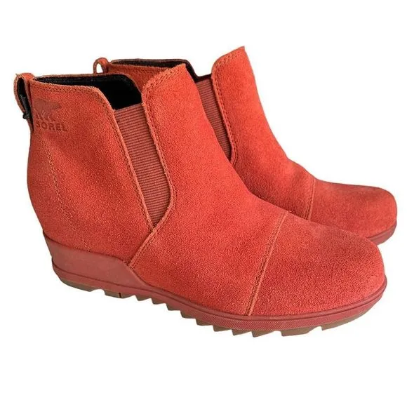 NWT Sorel Evie Suede Warp Red Pull On Bootie Size‎ 8.5 and Size 10 (No Box)
