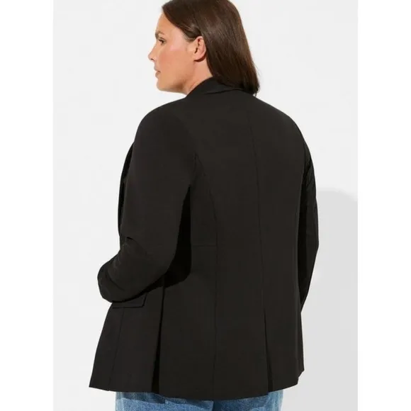 NWT! Studio by Torrid Light Ponte Double Breasted Stretchy Blazer in Deep Black