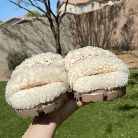 NWT UGG Cozetta Braid Slippers!