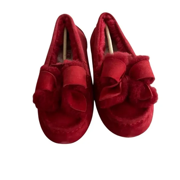 NWT UGG Women's Ansley Heritage Bow  Size 6