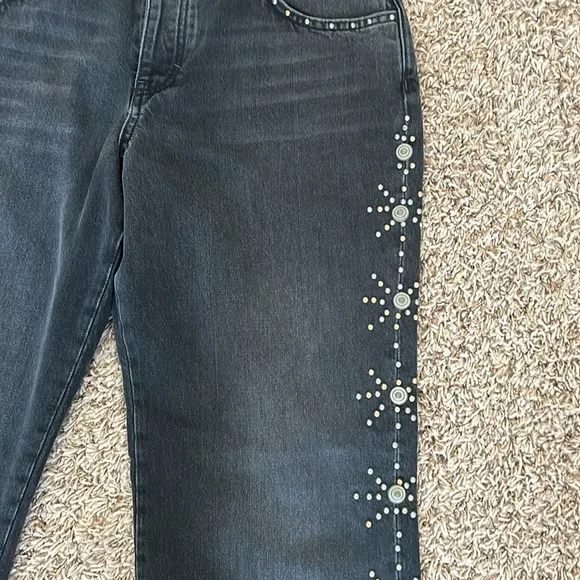 NWT We The Free Cooper Studded Mid Rise Boyfriend Jeans Size 31