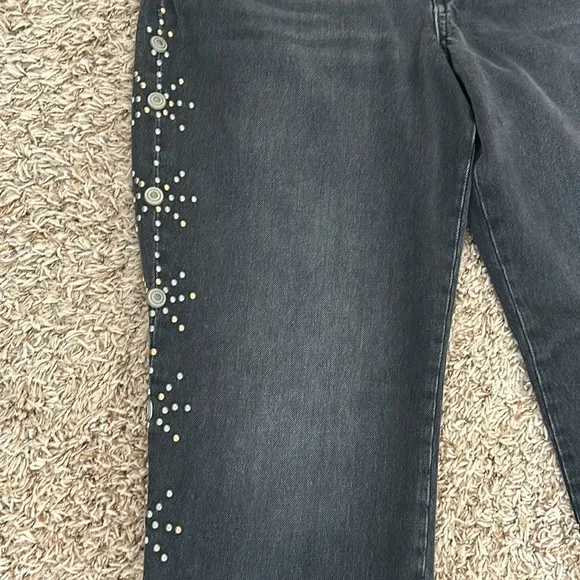 NWT We The Free Cooper Studded Mid Rise Boyfriend Jeans Size 31