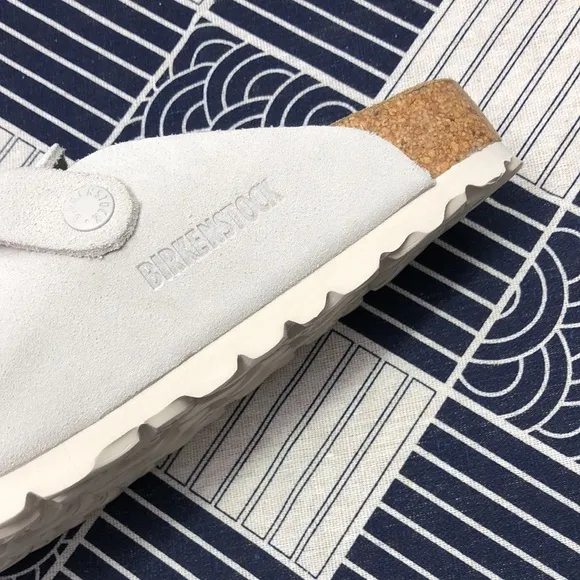 🌟NWT - Women's White Suede Birkenstock Boston Shoes - Narrow Fit