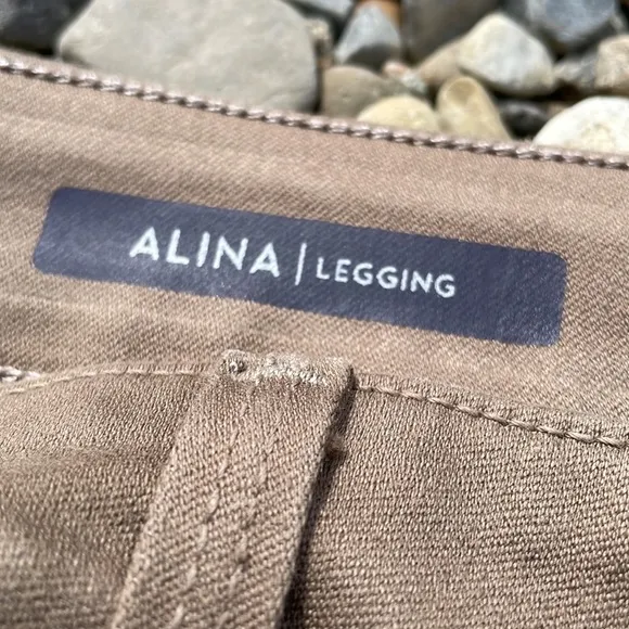 NYDJ Alina Legging Jeans