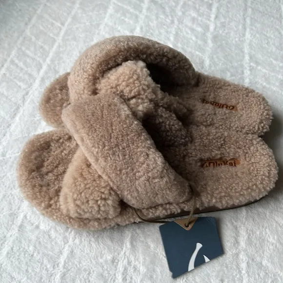 OluKai Hila Heu Genuine Shearling Slippers