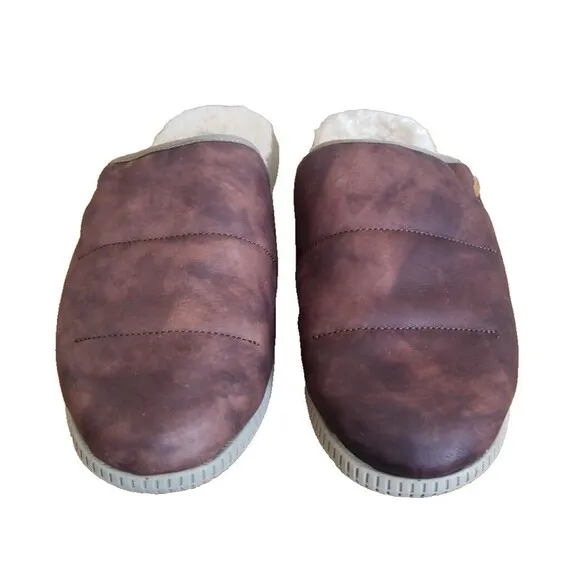 OluKai Mua 'Ili Men's Brown Leather Slipper  Fur Lined US Size 12