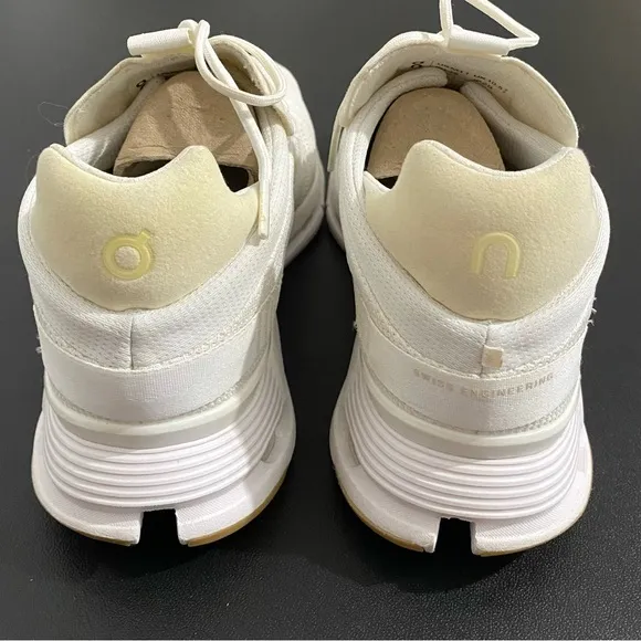 On Running Cloud Nova Sneakers Running Shoes Undyed All White