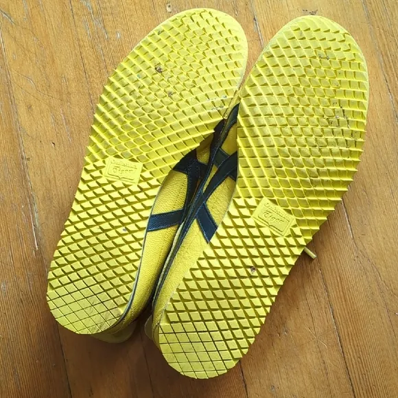 Onitsuka Tiger by Asics Mexico 66 SD Yellow and Black Sneakers Size 40.5