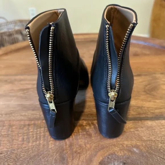 Only tried on!! Nisolo Womens Dari Boot Black Leather Size 7.5 M