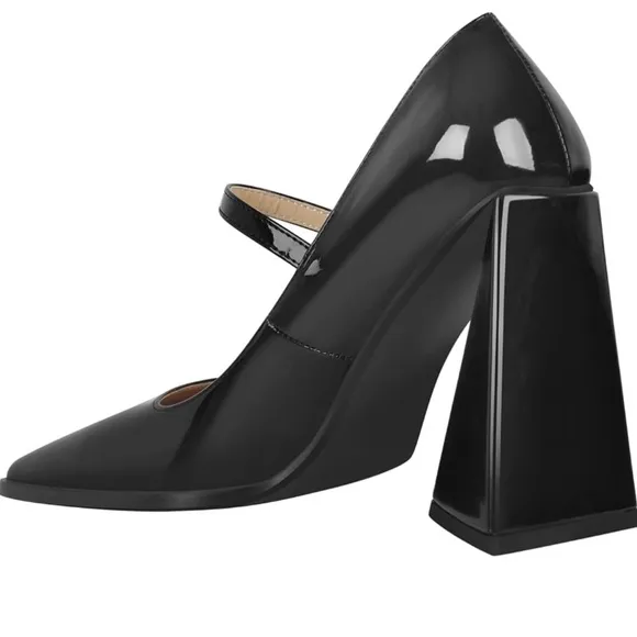 Onlymaker Ankle Strap Square Closed Square Toe Chunky Heel Mary Jane Pumps, NWT