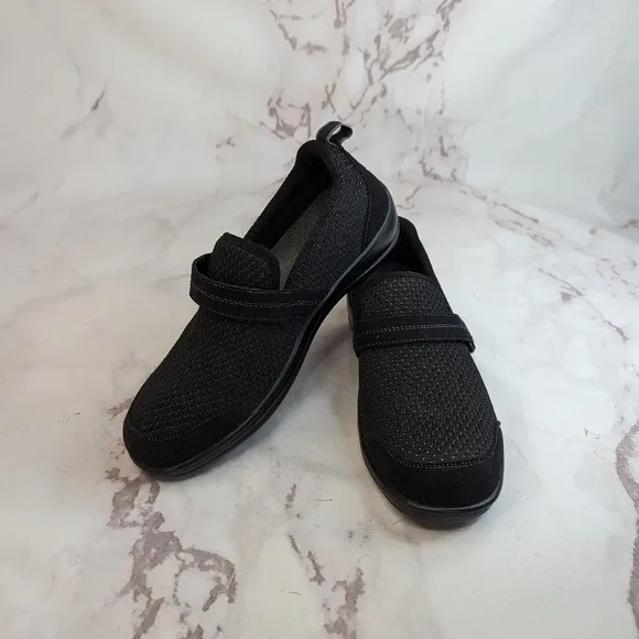 Orthofeet Womens Size 9 B Black Shoes Orthopedic Comfort Sneakers Quincy Slip On
