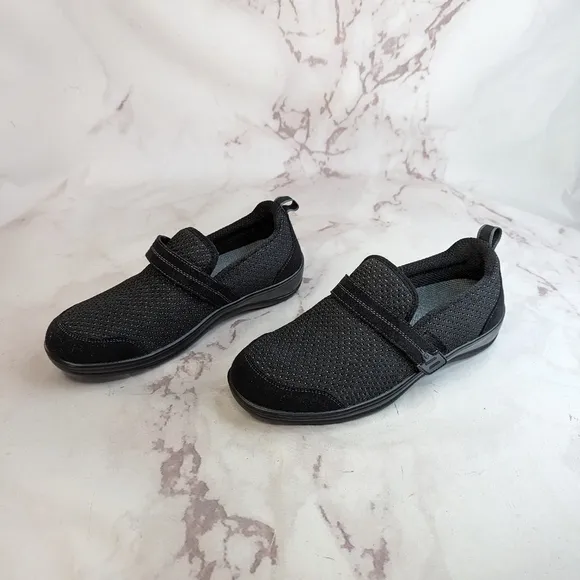 Orthofeet Womens Size 9 B Black Shoes Orthopedic Comfort Sneakers Quincy Slip On
