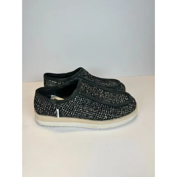 P448 Women’s Bubble Shaka Size 8.5 Black Gray Slip On Shoes Vibram Soles EUC