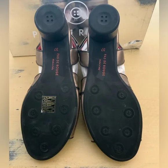 Pas De Rouge “Chanta” Bronze Leather Mules