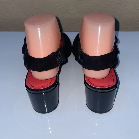 Pas De Rouge Vintage/Retro Open Toe Suede Shoes