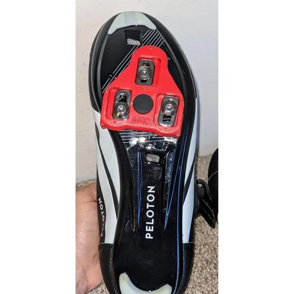 Peloton Cycling Shoes Indoor Exercise Bike Black Red Straps Size 40-7.5 M 9.5 F