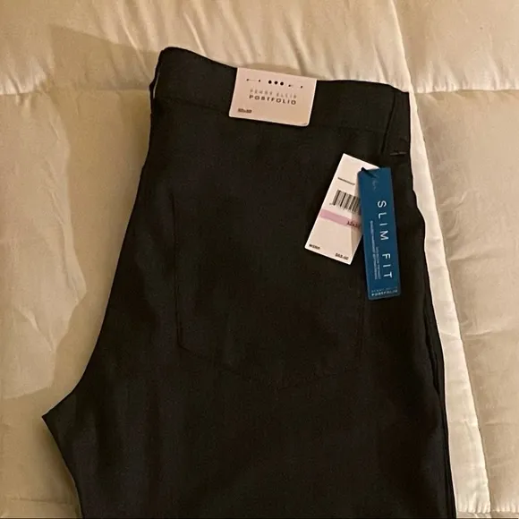 Perry Ellis Portfolio Men’s Slim Fit Dress Pants.