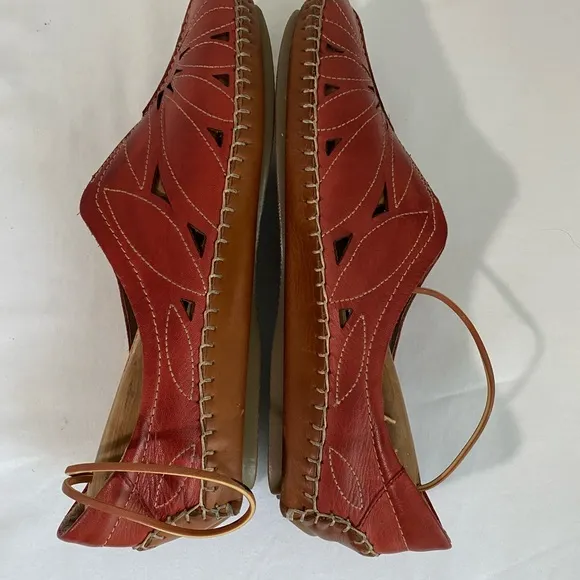 PIKOLINOS Jerez Brandi Floral Cut-Out Leather Slip On Flat Moccasin EU 38 Shoes