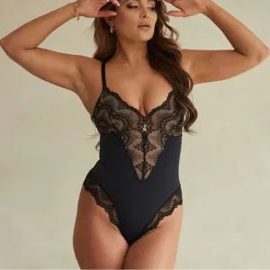 Pinsy Sculpting Lace Shapewear Bodysuit Size L NWT