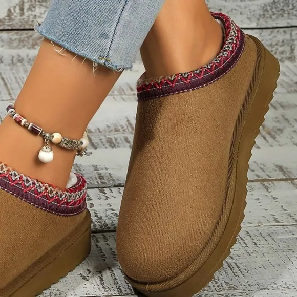 Platform Slippers Tazz Faux Fur Slip-on Vegan Suede Mule Winter Embroidered Shoe