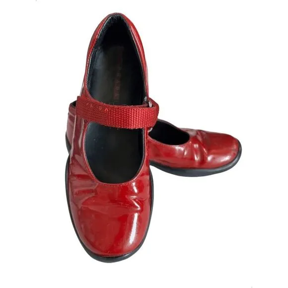 PRADA Girls 13 (31) Patent Leather Mary Jane Shoes AS IS