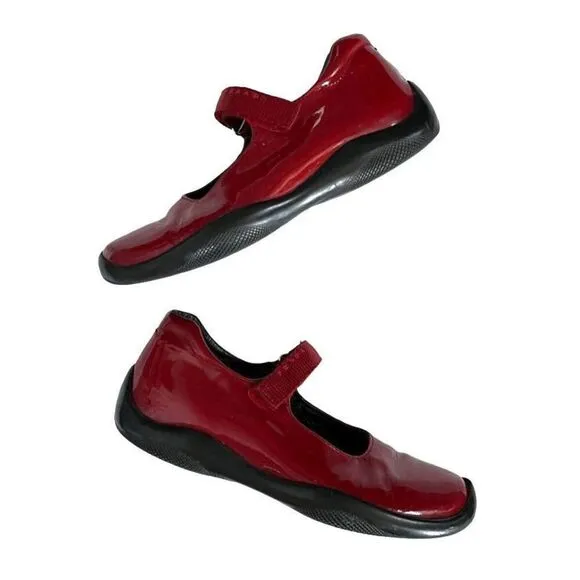 PRADA Girls 13 (31) Patent Leather Mary Jane Shoes AS IS