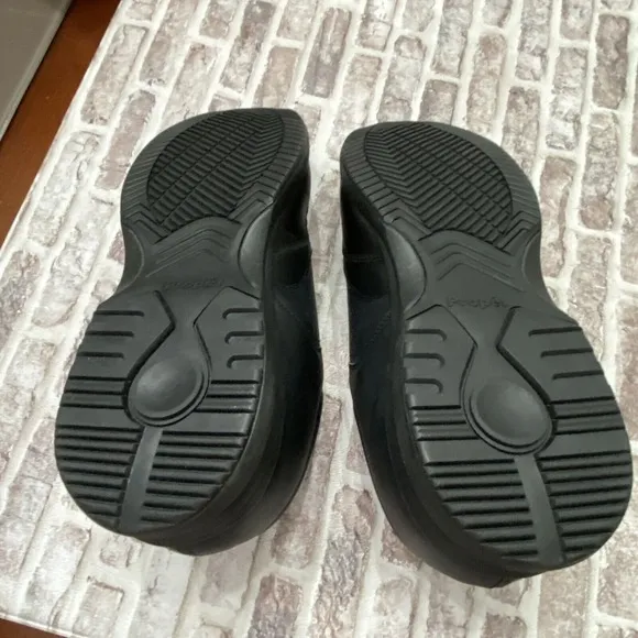 Propet Wide Black Leather Walking Shoes Life Walker Orthopedic No Tie 13 3E Wide